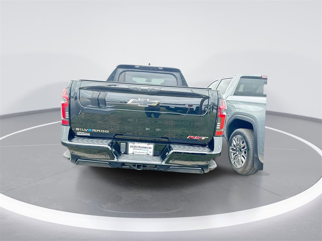 New 2024 Chevrolet Silverado EV RST image 7