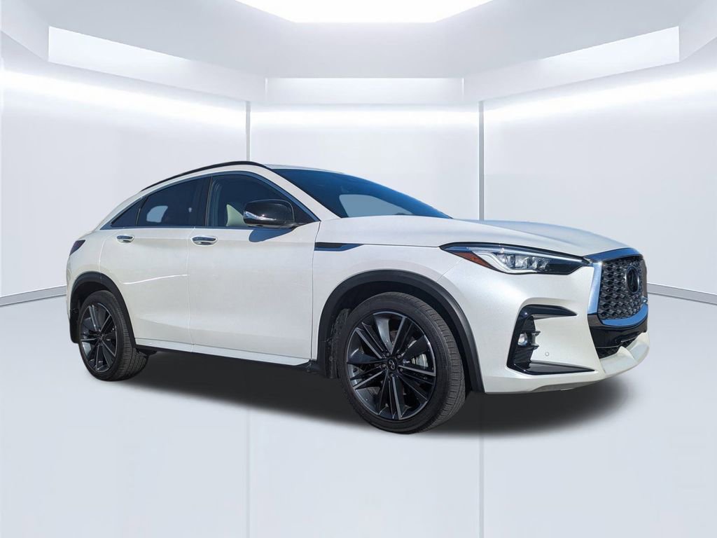 Certified 2025 INFINITI QX55 Essential image 1