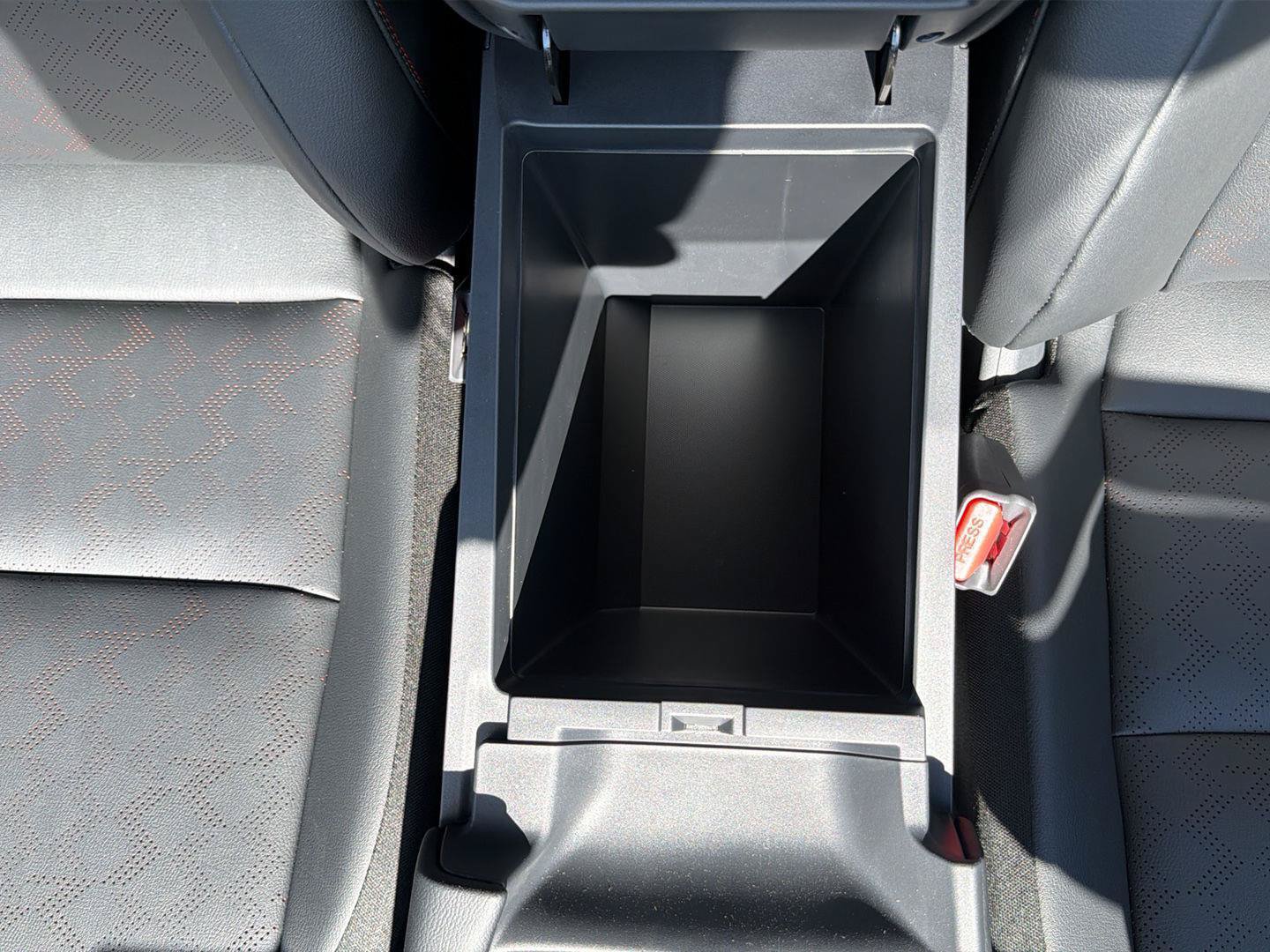 New 2027 Nissan Sentra SR FWD image 20