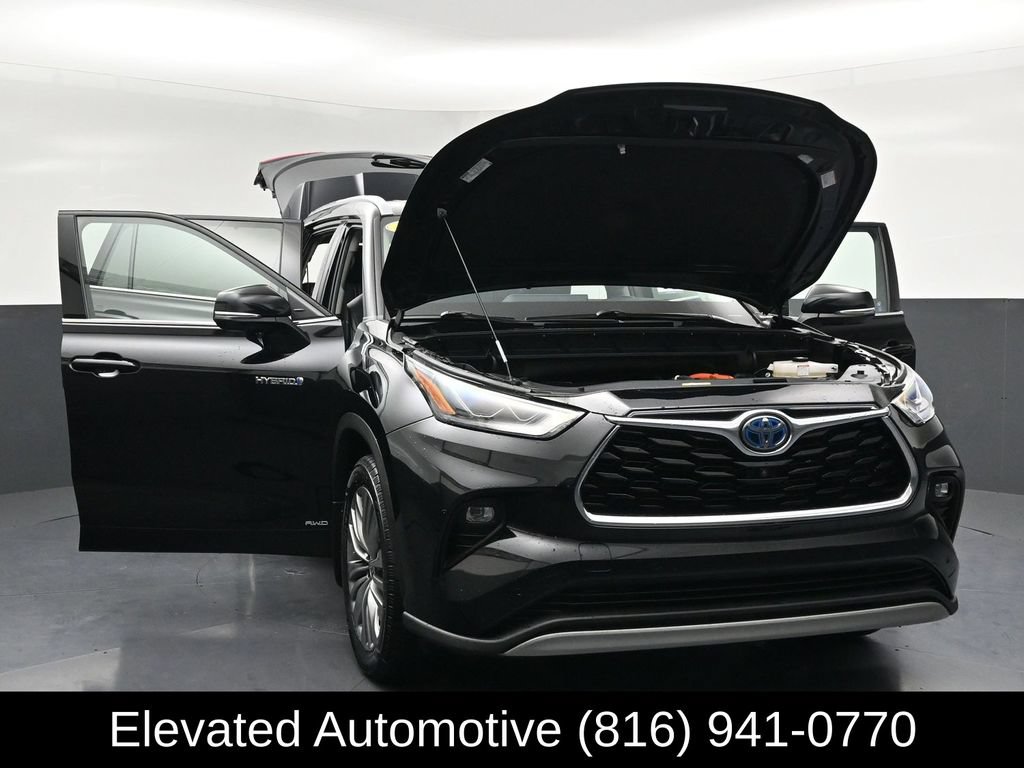 Used 2021 Toyota Highlander Platinum AWD/4WD image 32
