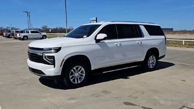 New 2026 Chevrolet Suburban LS w/ Max Trailering Package RWD image 4
