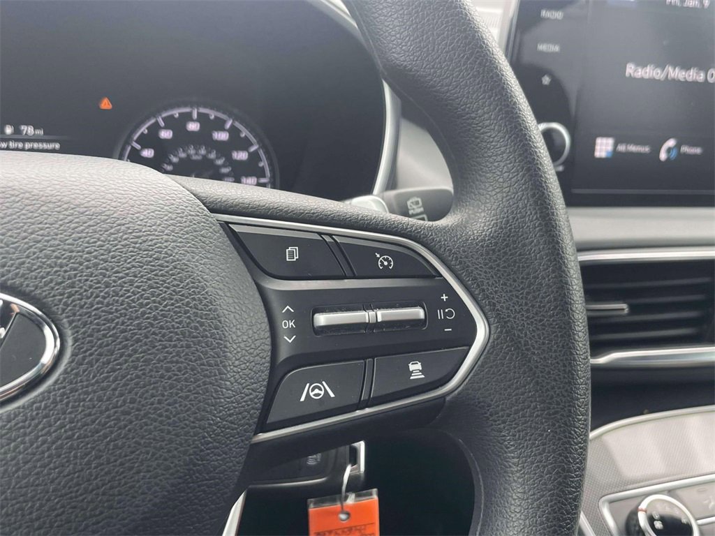 Used 2023 Hyundai Santa Fe SE image 21