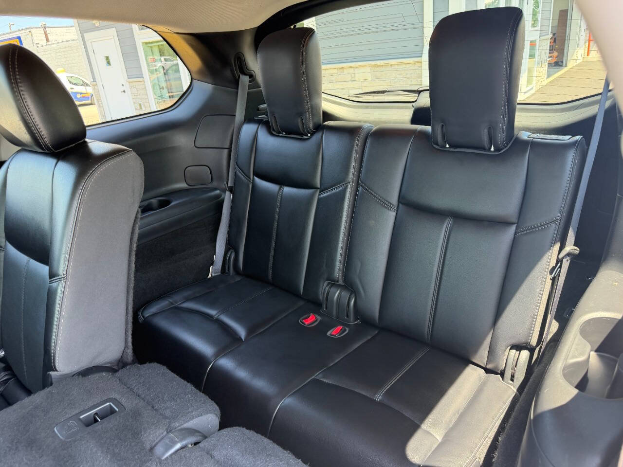 Used 2020 Nissan Pathfinder SL FWD image 12