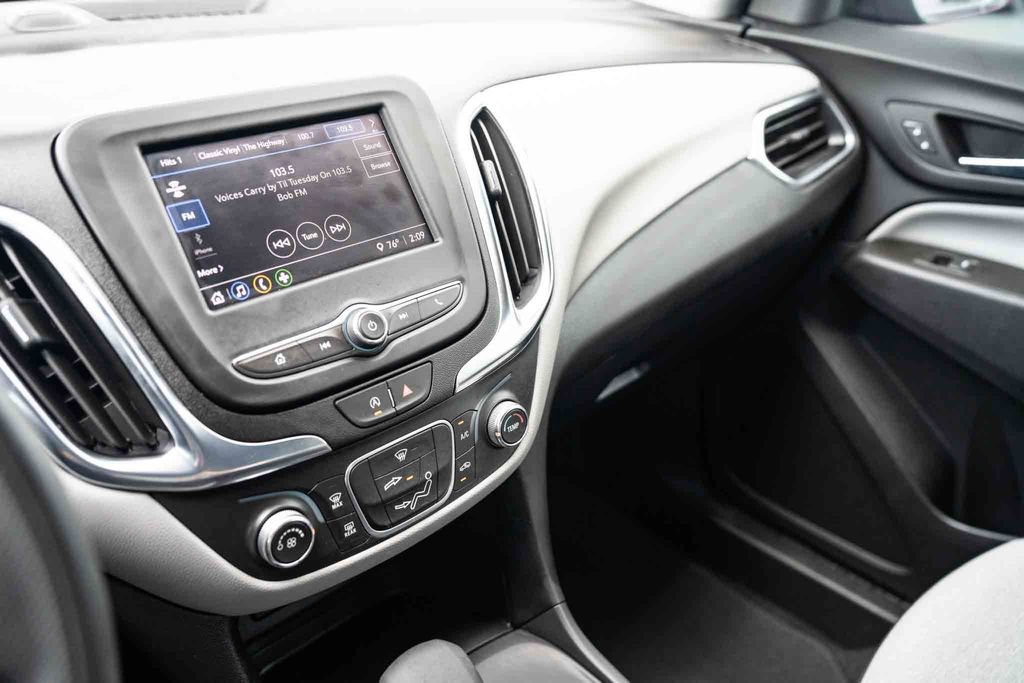 Used 2024 Chevrolet Equinox LS w/ Driver Confidence II Package FWD image 18