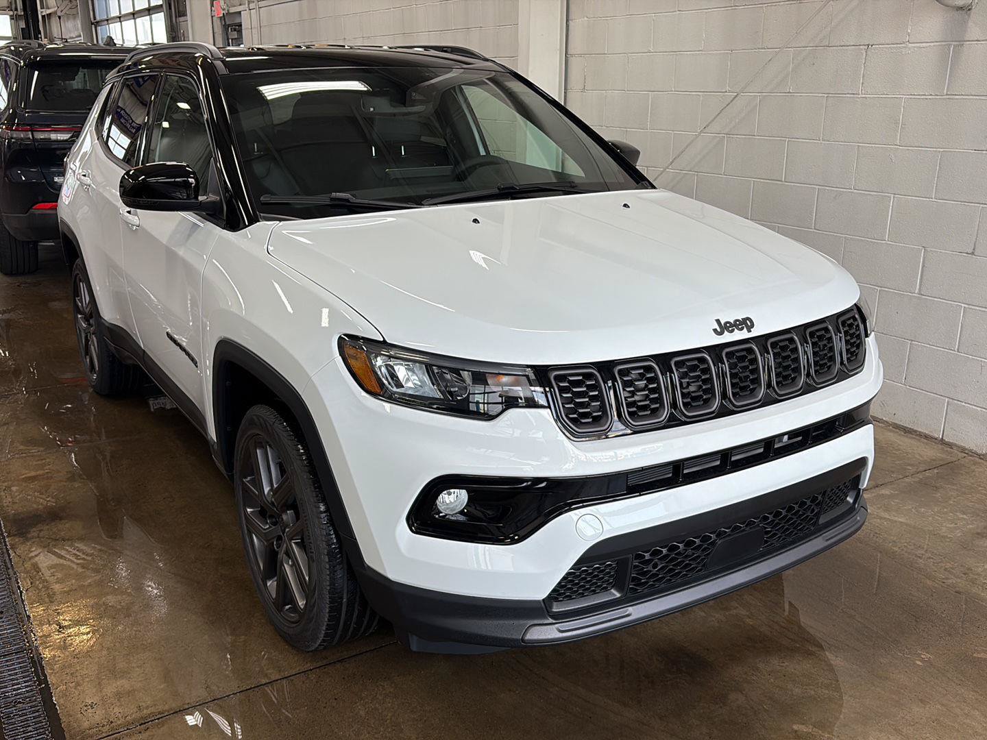 New 2026 Jeep Compass Limited AWD/4WD image 2
