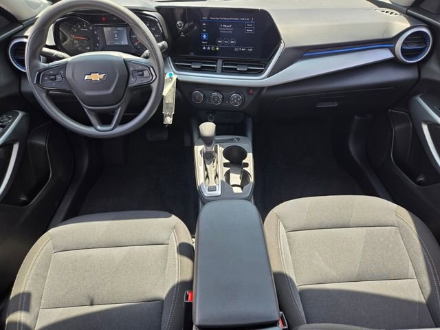 Used 2024 Chevrolet Trax LS w/ LS Convenience Package image 13