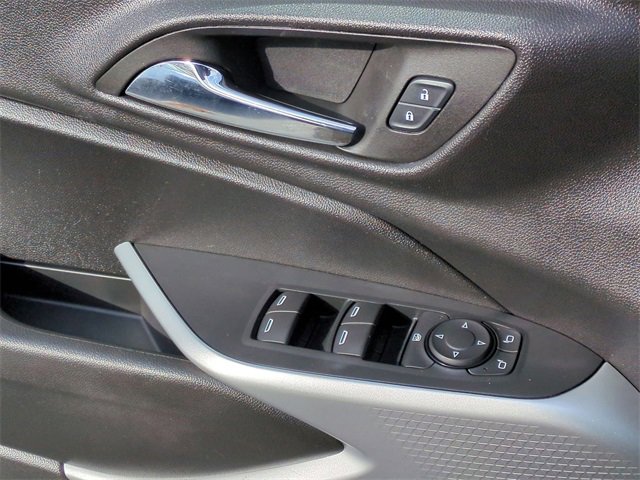 Certified 2024 Chevrolet Trax LS w/ LS Convenience Package image 21