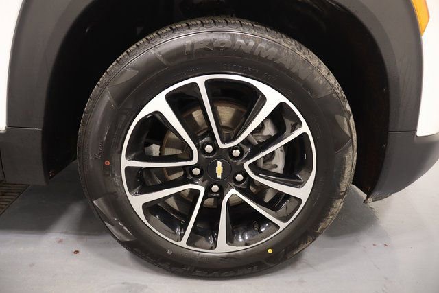 Used 2025 Chevrolet TrailBlazer LT image 26