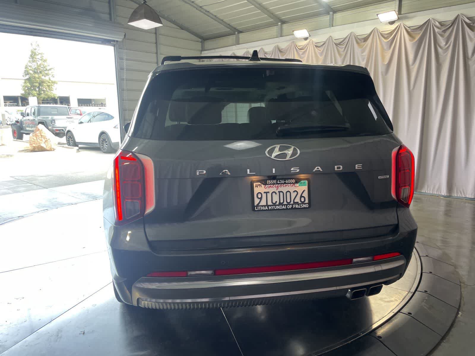 Used 2025 Hyundai Palisade Calligraphy AWD/4WD image 7