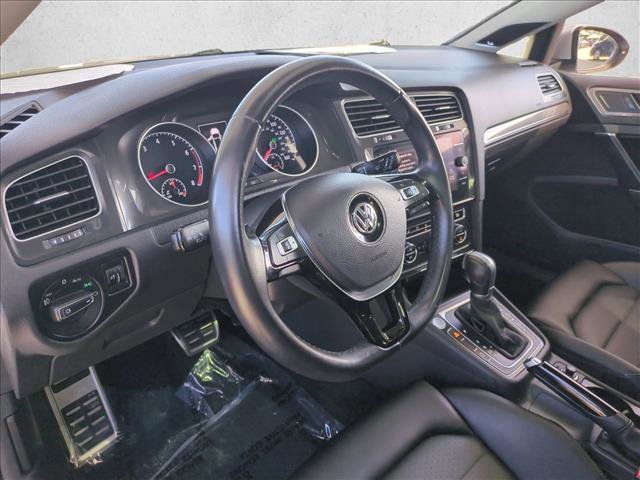 Used 2018 Volkswagen Golf Alltrack SEL image 10