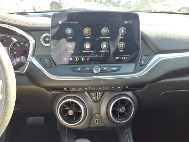 Used 2023 Chevrolet Blazer LT w/ Driver Confidence Package image 10