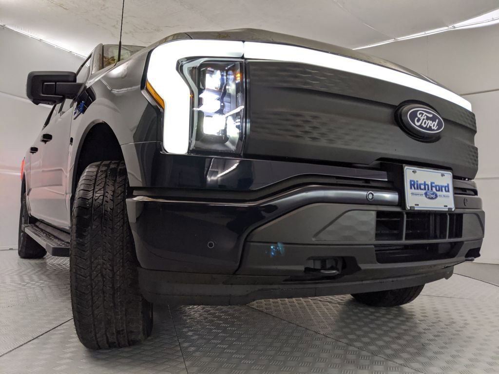 New 2025 Ford F150 Lightning Flash image 29
