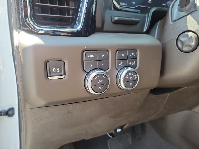 Used 2025 GMC Sierra 1500 Denali w/ Denali Reserve Package AWD/4WD image 10