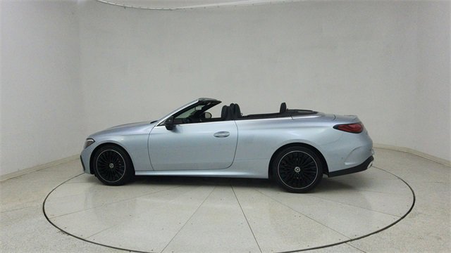 Used 2025 Mercedes-Benz CLE 300 4MATIC Cabriolet image 69