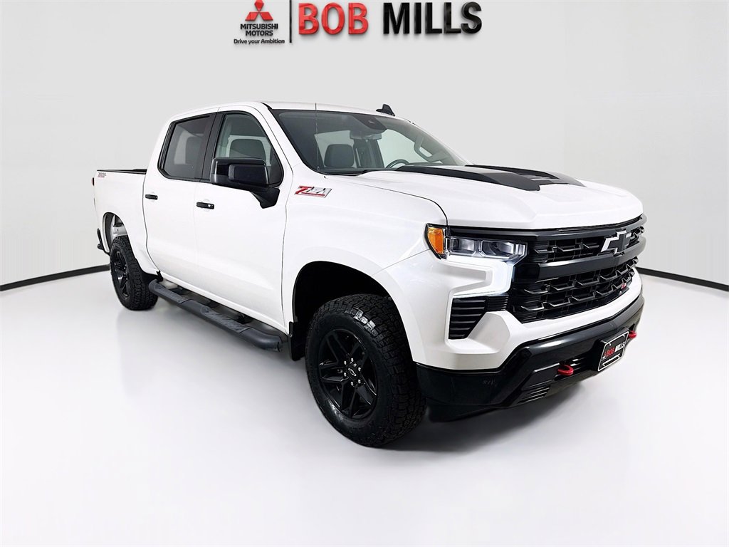 Used 2022 Chevrolet Silverado 1500 LT Trail Boss w/ LPO, Dark Essentials Package