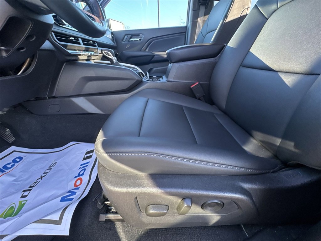 New 2025 Chevrolet Colorado LT w/ LT Convenience Package image 12