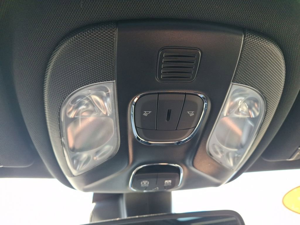 Used 2024 Jeep Compass Limited w/ Sun and Sound Group image 21