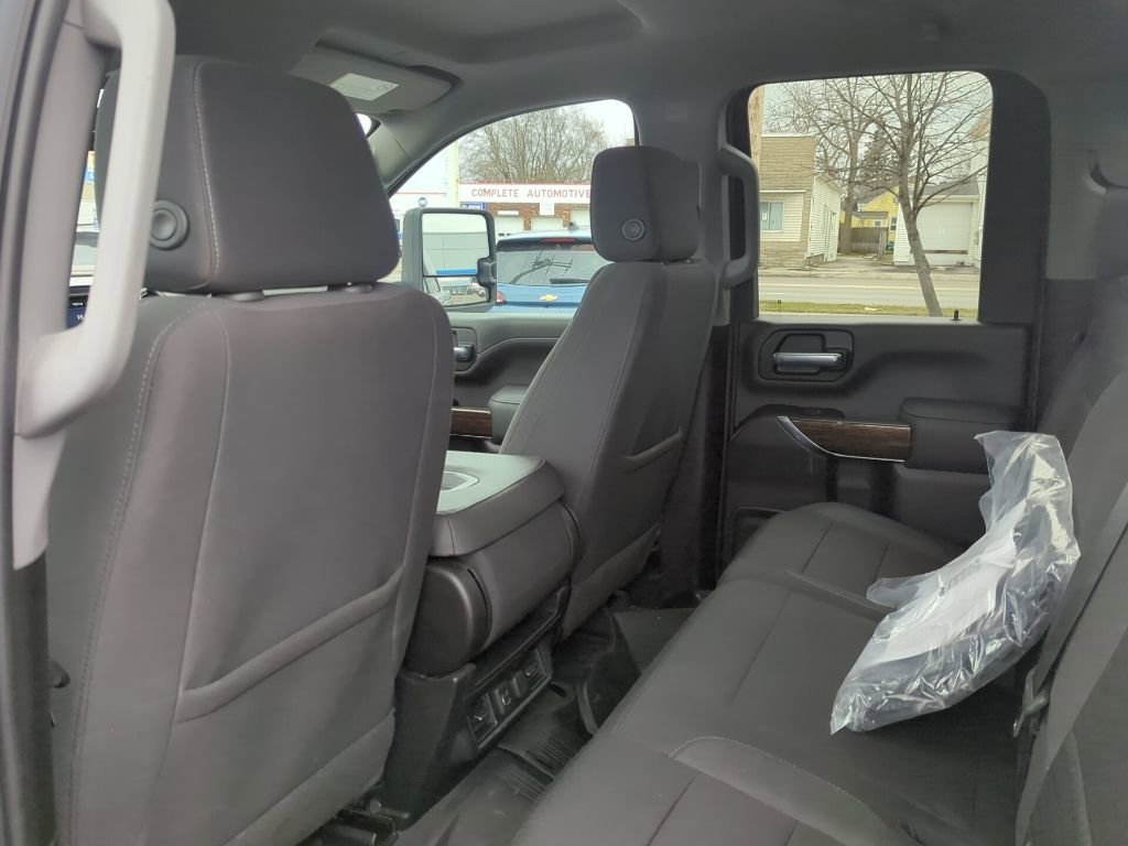 Used 2023 GMC Sierra 2500 SLE w/ SLE Value Package; image 15