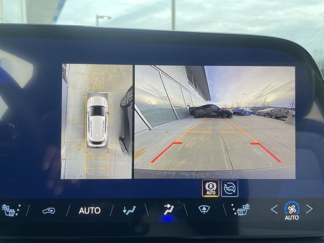 New 2026 Chevrolet Equinox EV LT AWD/4WD image 17
