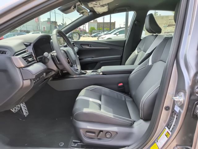 Used 2026 Toyota Camry SE FWD image 16
