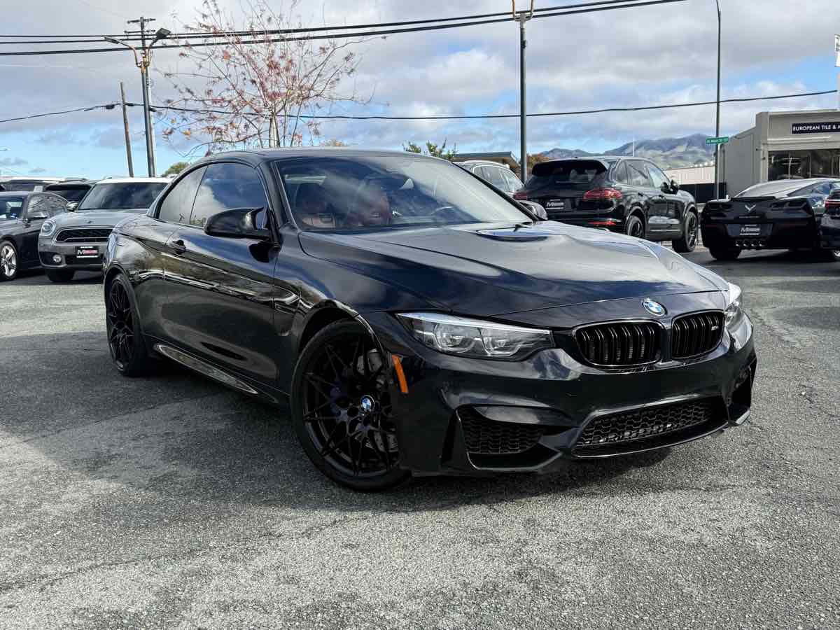 Used 2018 BMW M4 Convertible w/ Competition Package image 1
