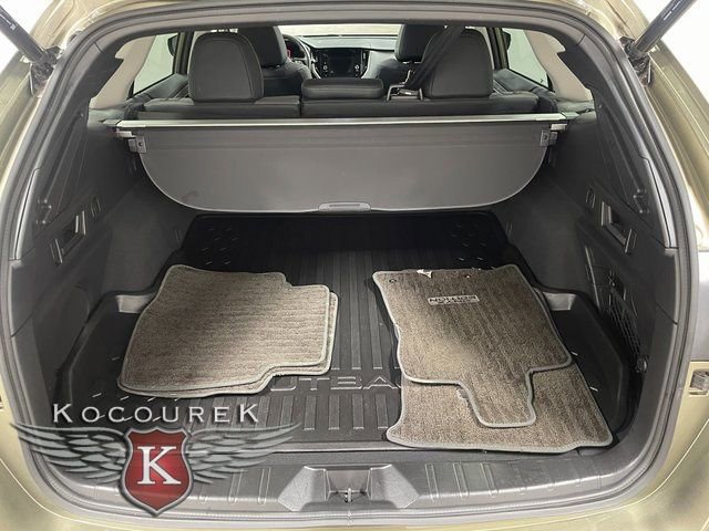 Used 2025 Subaru Outback Onyx Edition image 24