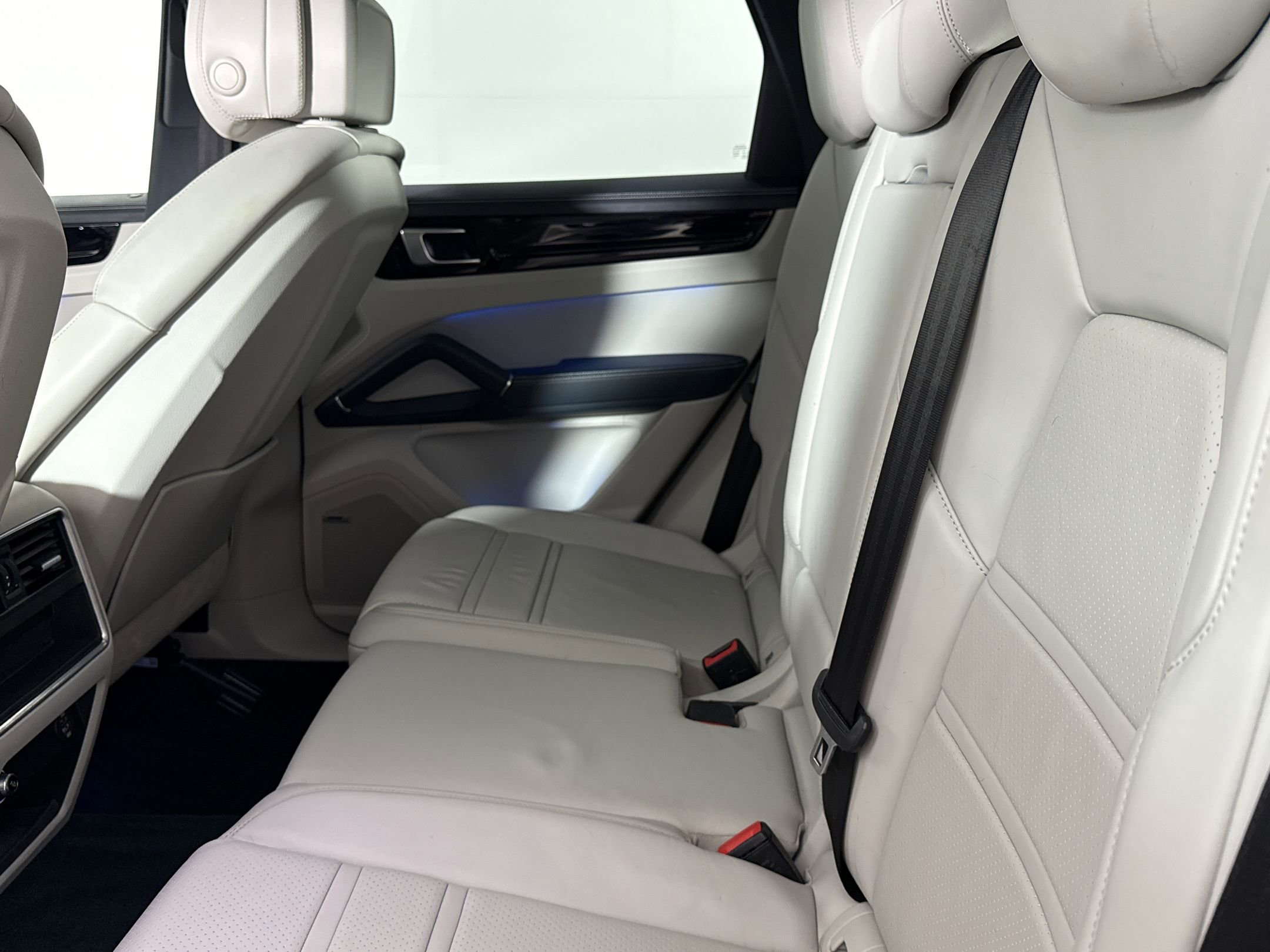 Used 2019 Porsche Cayenne S AWD/4WD image 20