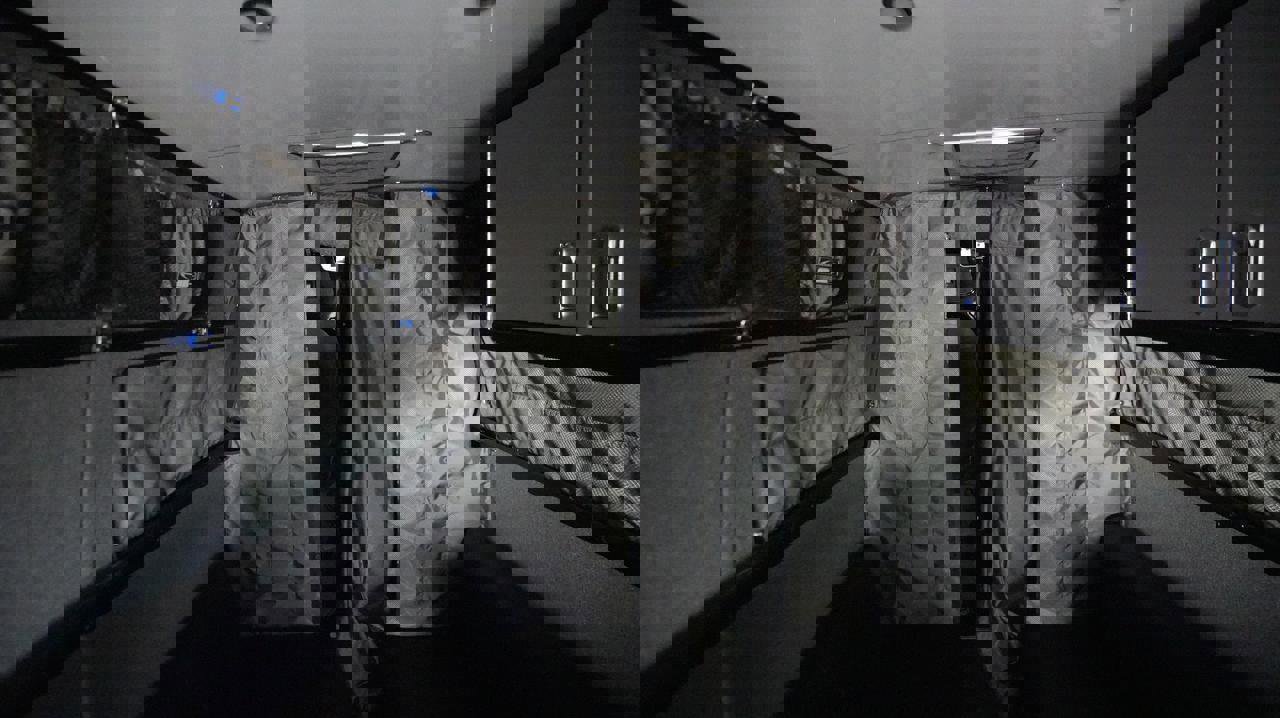 Used 2015 Mercedes-Benz Sprinter 2500 image 26