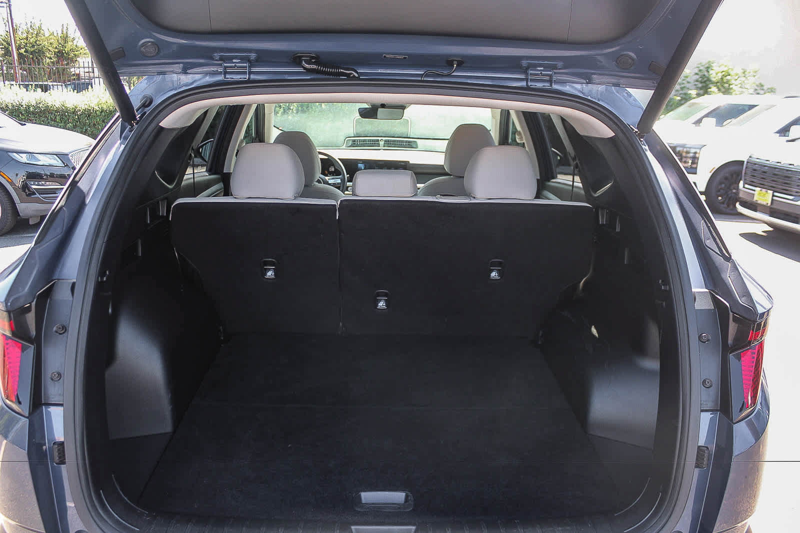Certified 2025 Hyundai Tucson SEL FWD image 33