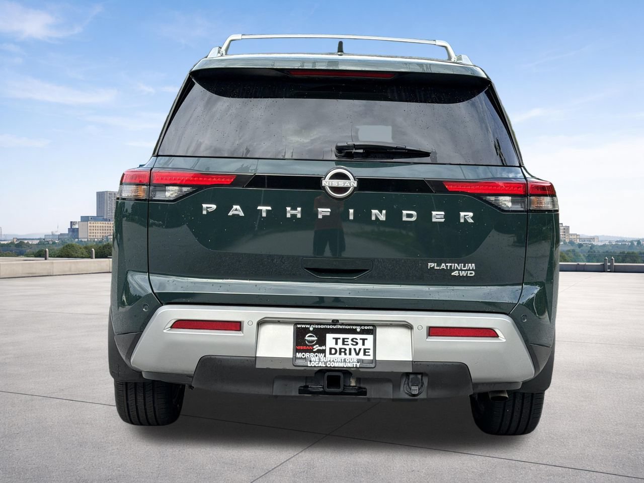 Used 2025 Nissan Pathfinder Platinum w/ Cargo Package AWD/4WD image 25