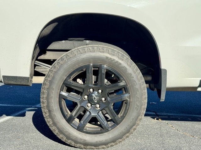 Used 2022 Chevrolet Silverado 1500 LT Trail Boss w/ Bed Protection Package image 31