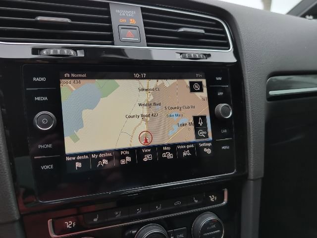 Used 2018 Volkswagen Golf R 4-Door image 16