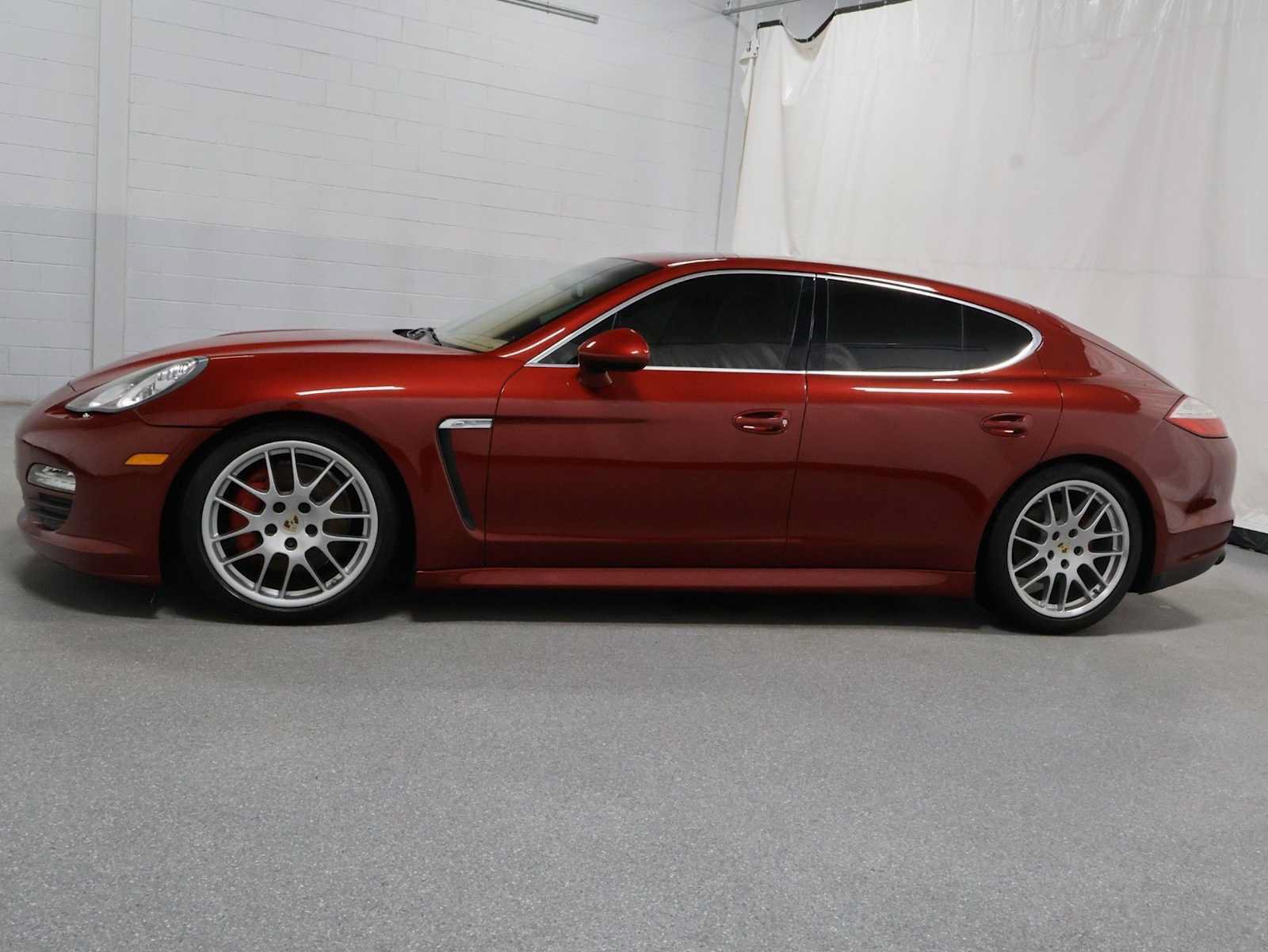 Used 2012 Porsche Panamera S RWD image 2