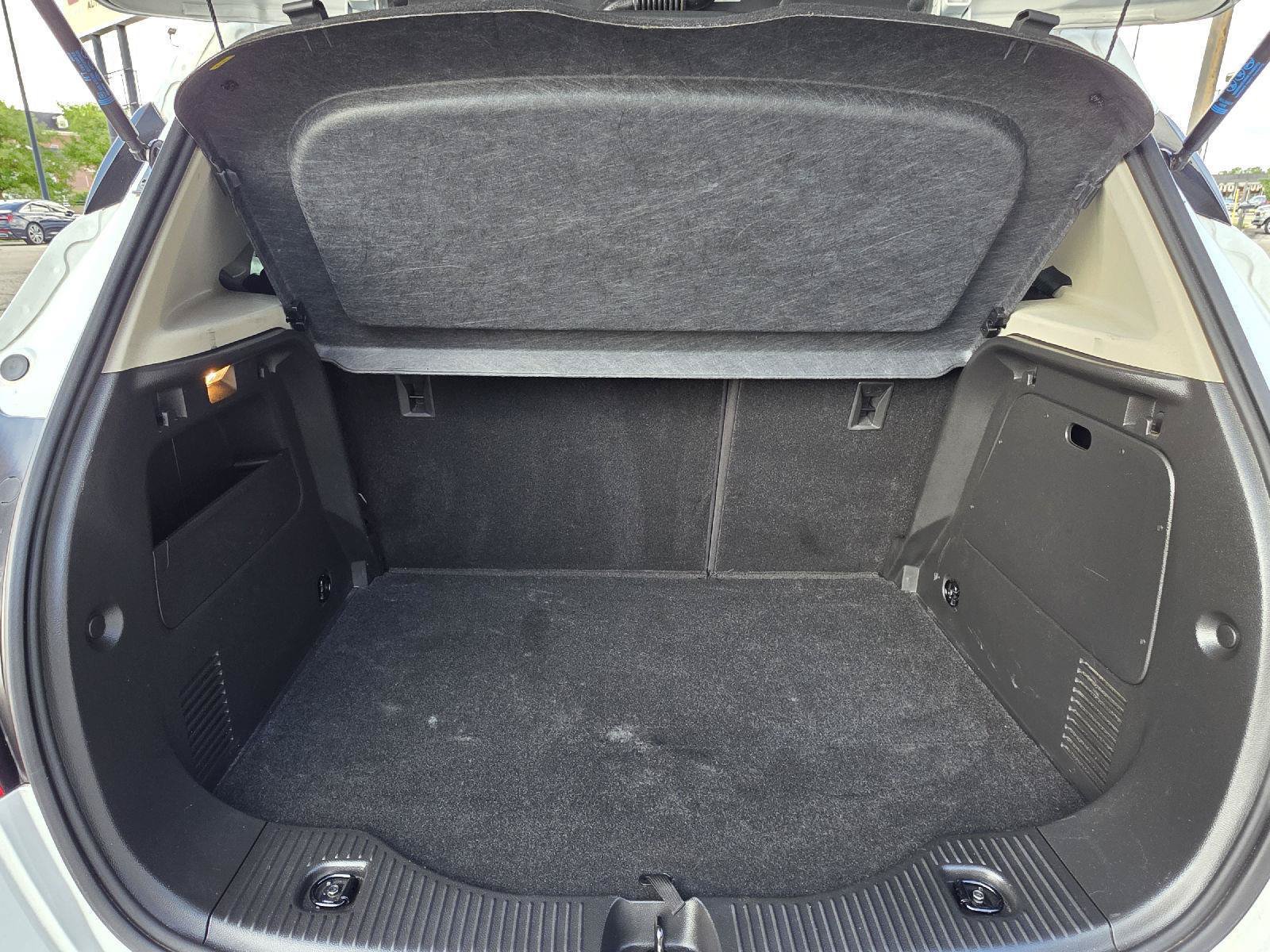 Used 2020 Buick Encore Preferred FWD image 30