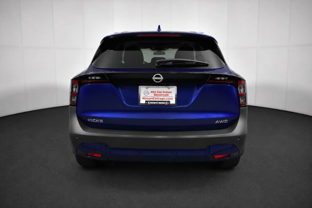 Used 2025 Nissan Kicks SV w/ SV Premium Package AWD/4WD image 5