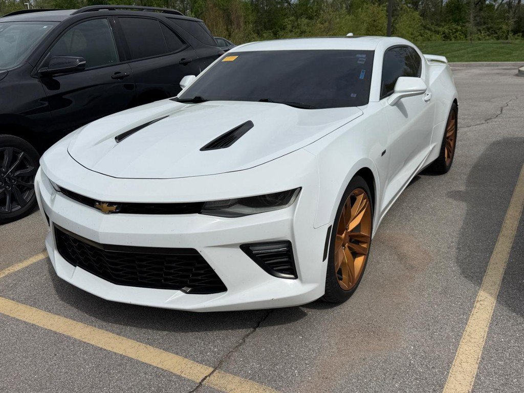 Used 2017 Chevrolet Camaro SS image 1