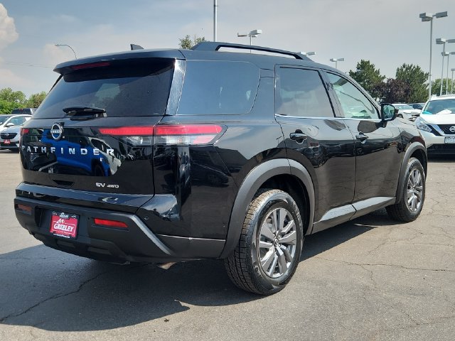 Certified 2024 Nissan Pathfinder SV AWD/4WD image 3