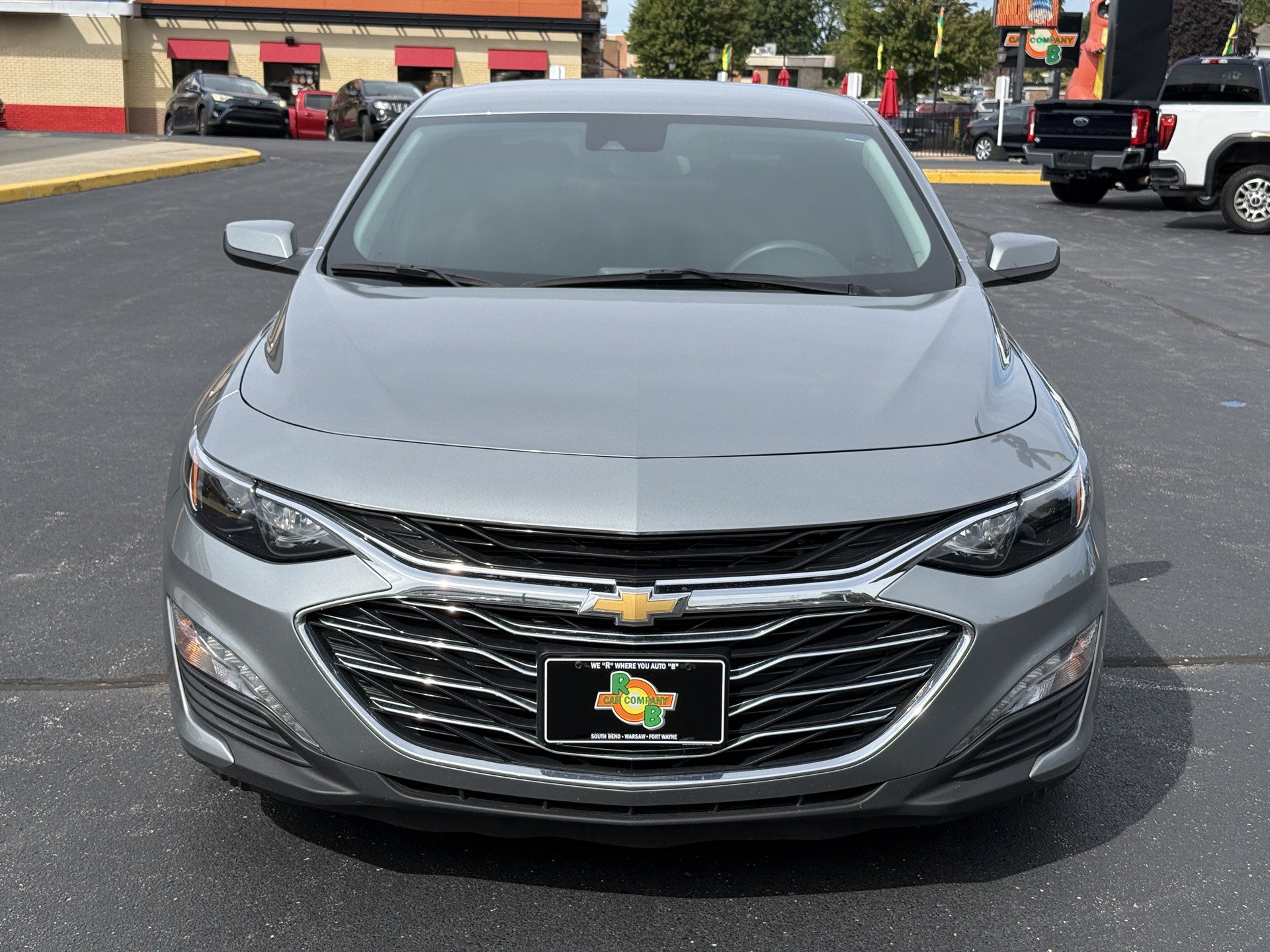 Used 2025 Chevrolet Malibu LT FWD image 3