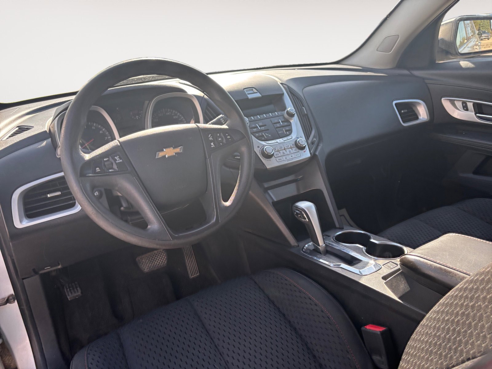 Used 2014 Chevrolet Equinox LS AWD/4WD image 10