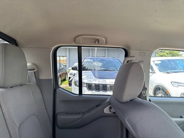 Used 2019 Nissan Frontier SV RWD image 14
