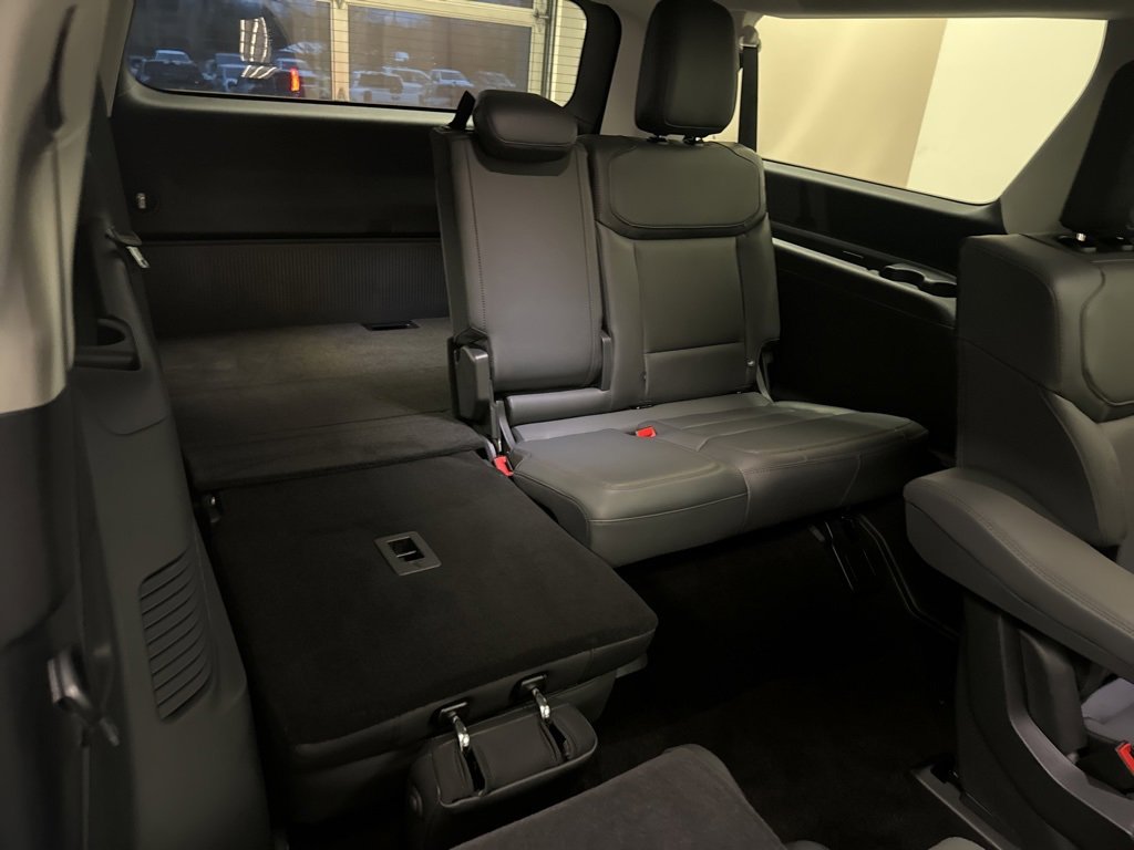 New 2025 Ford Expedition Max Active image 40