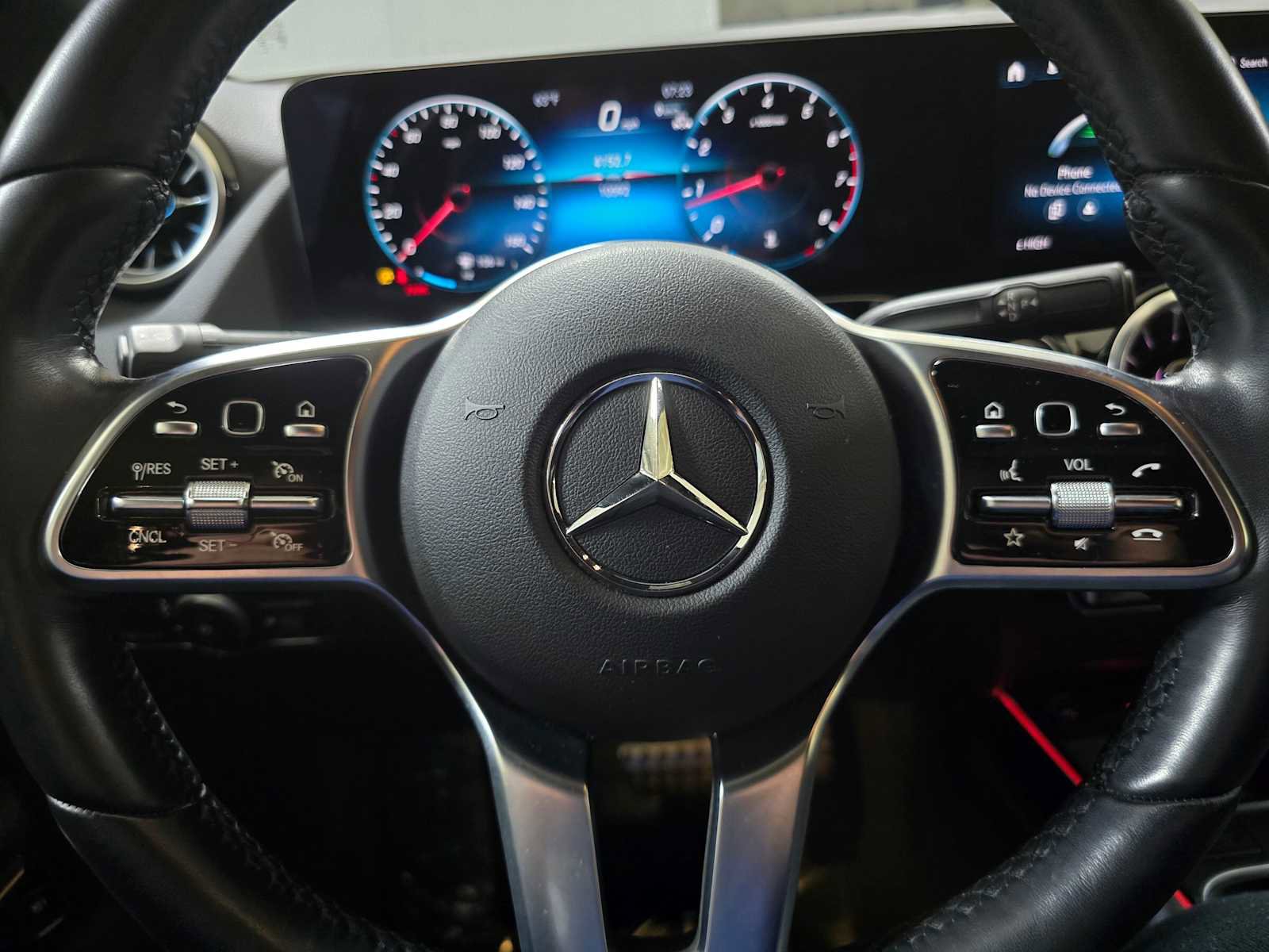 Certified 2023 Mercedes-Benz GLA 250 4MATIC image 24