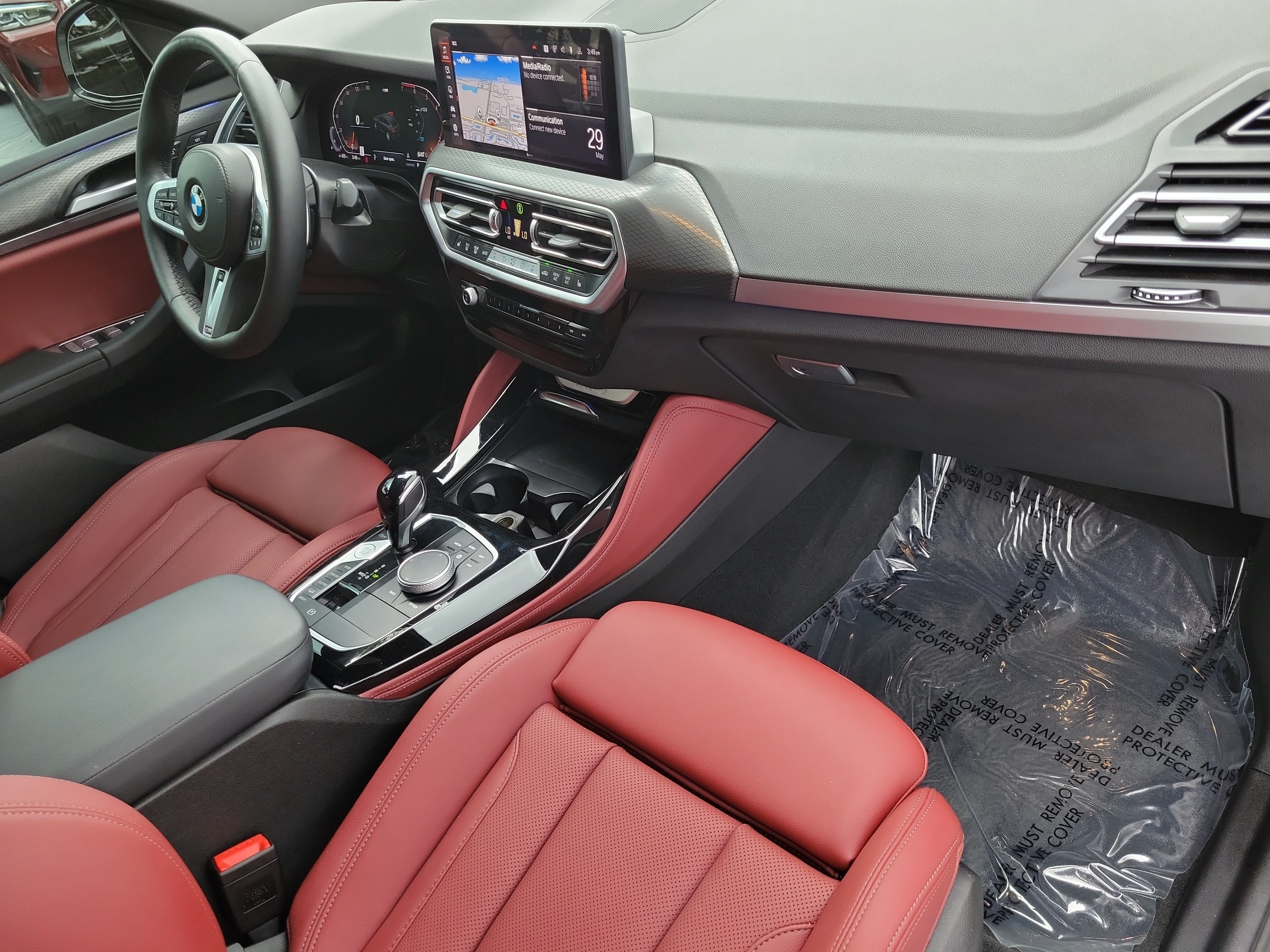Certified 2025 BMW X4 xDrive30i w/ Premium Package AWD/4WD image 11