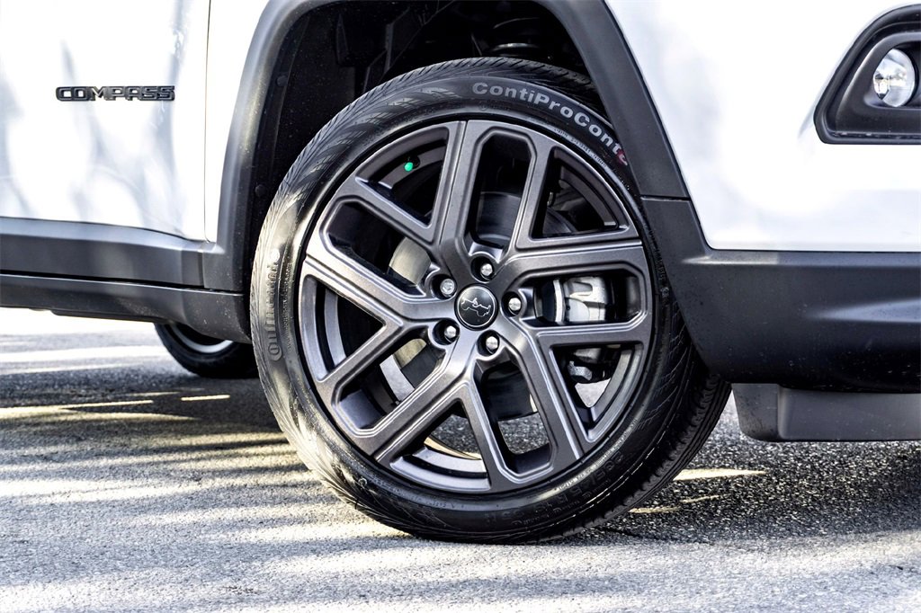 New 2026 Jeep Compass Latitude image 2