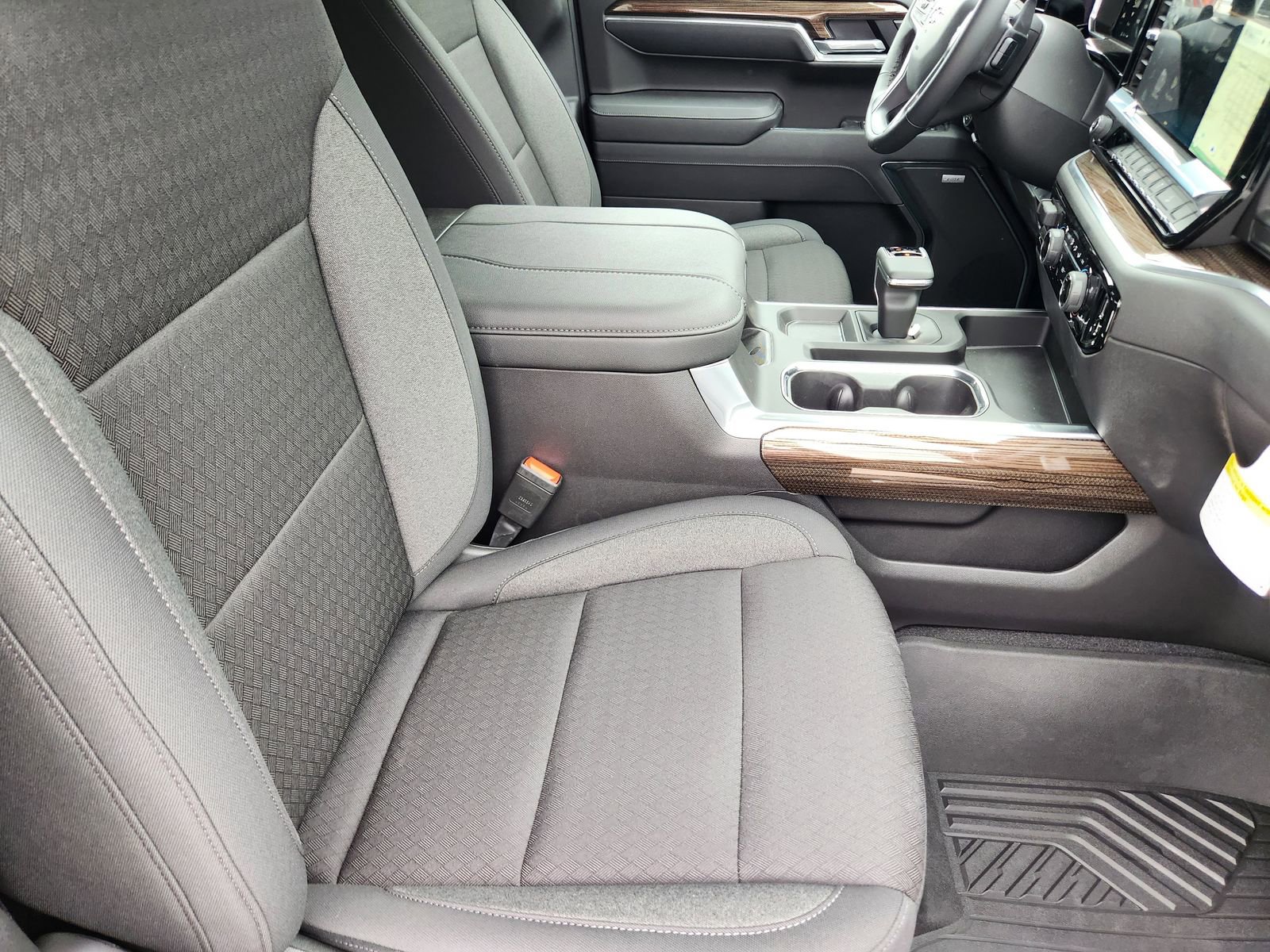 New 2026 Chevrolet Silverado 1500 LT Trail Boss w/ Convenience Package II image 14