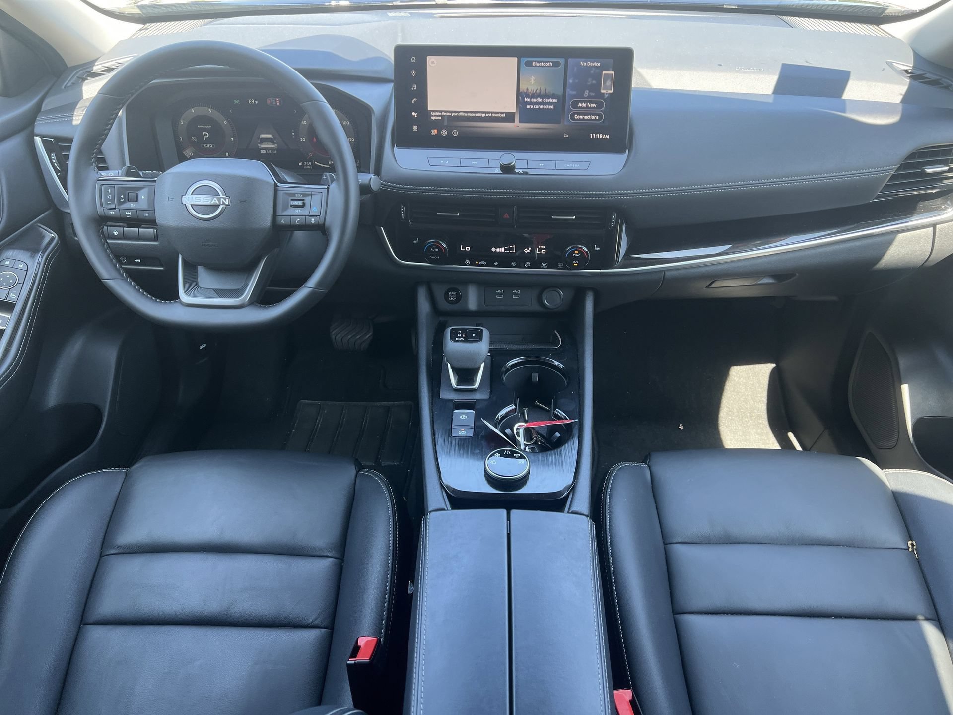 Certified 2026 Nissan Rogue SL AWD/4WD image 3