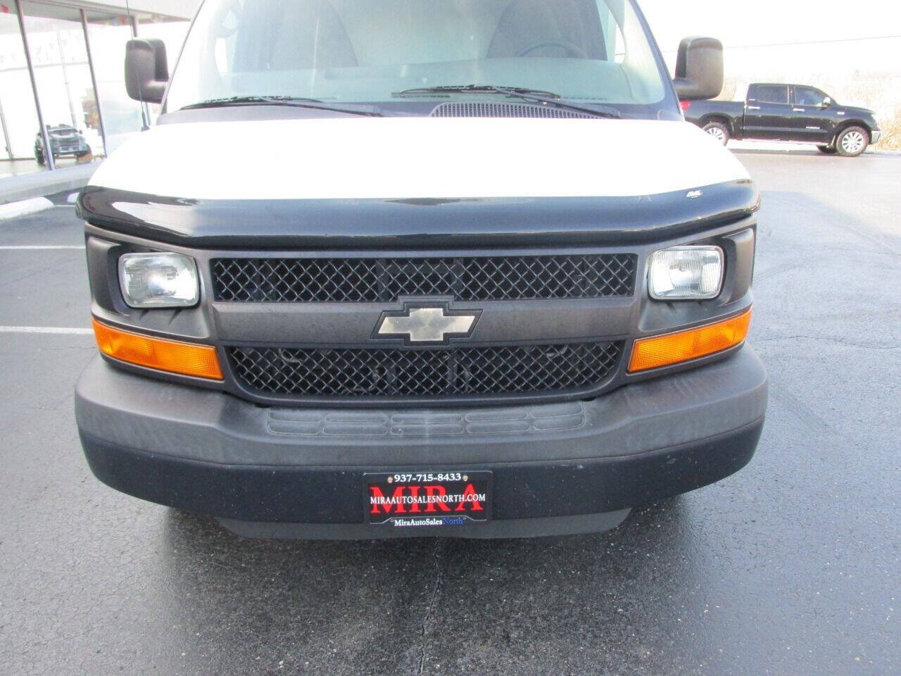 Used 2014 Chevrolet Express 3500 RWD image 43