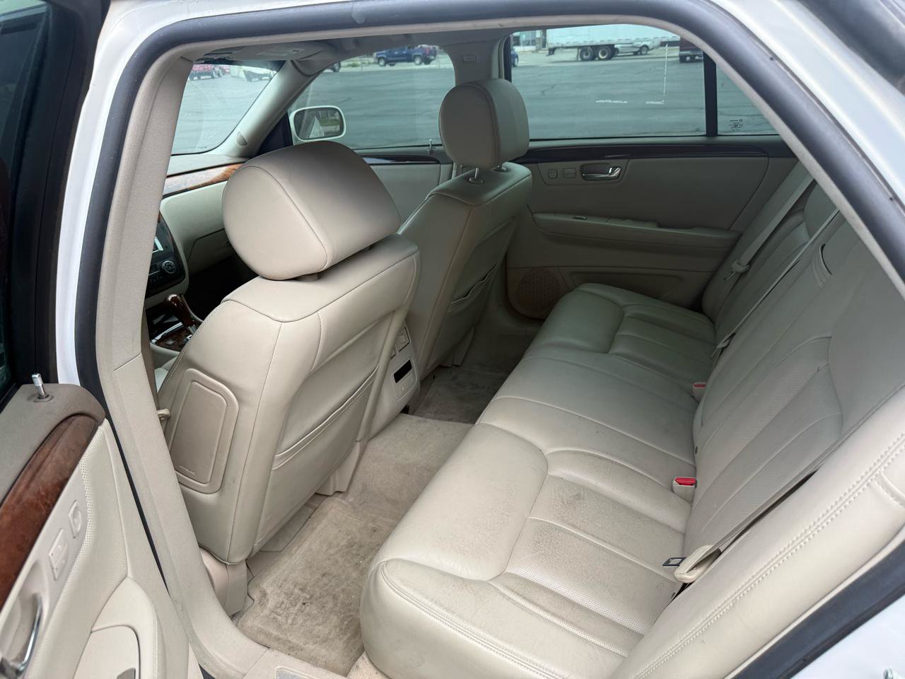 Used 2006 Cadillac DTS Performance FWD image 4