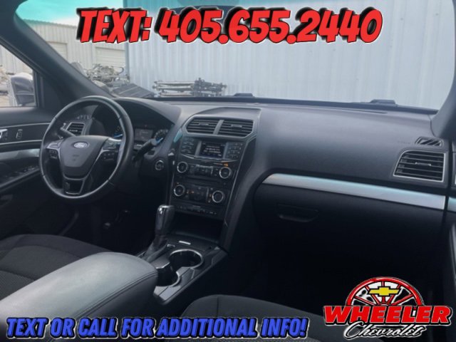 Used 2017 Ford Explorer XLT image 15