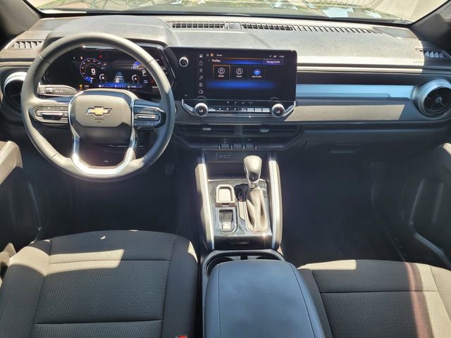 Used 2024 Chevrolet Colorado LT w/ LT Convenience Package RWD image 9